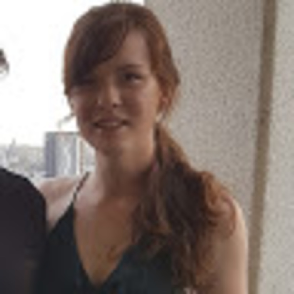 Meet your Posher, Chloe